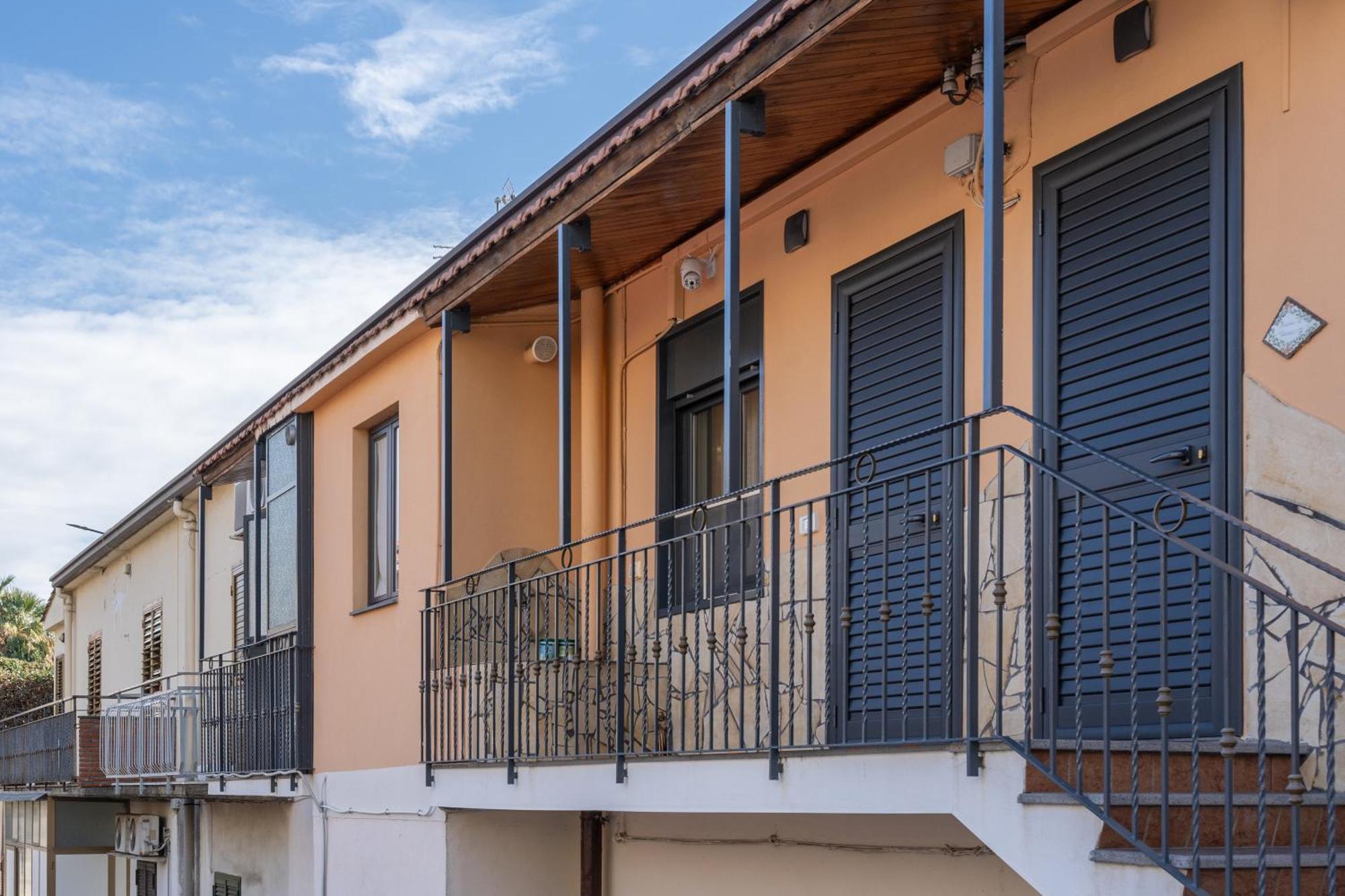 Casa La Scivola Lägenhet CTA Exteriör bild