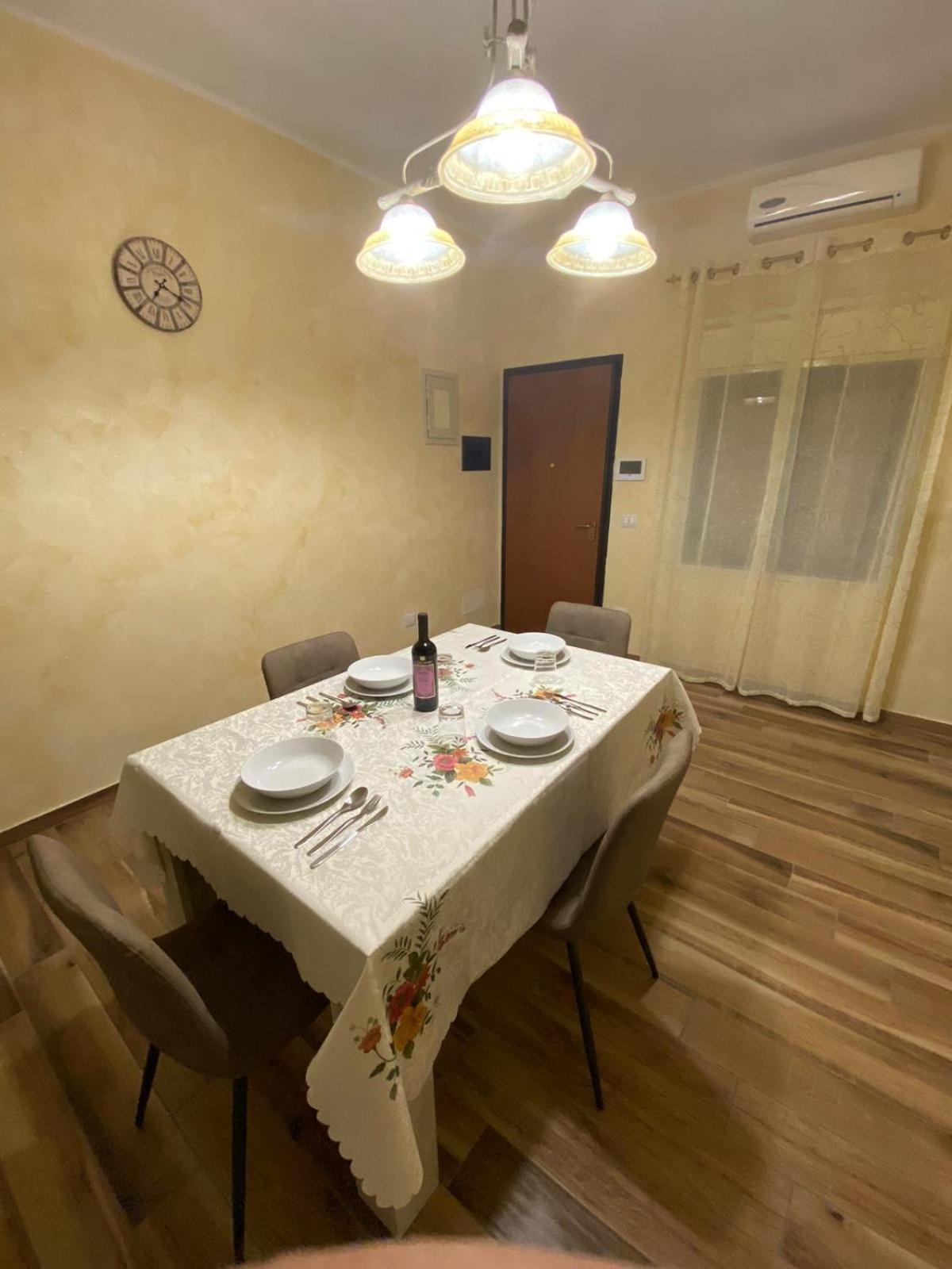 Casa La Scivola Lägenhet CTA Rum bild
